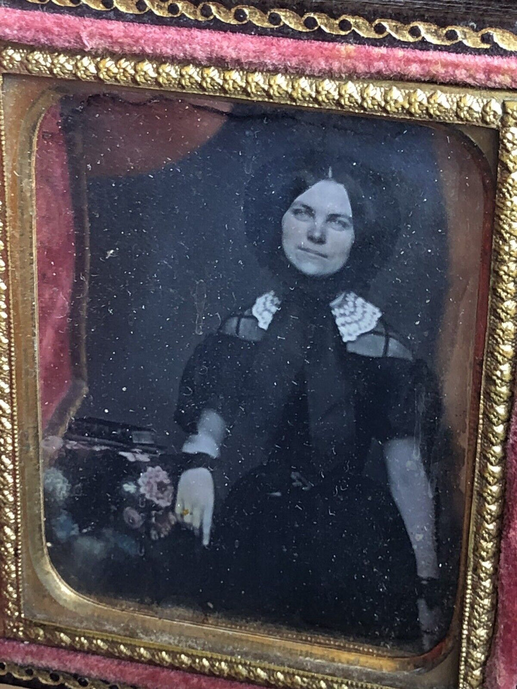 Beautiful Woman 1/9 Daguerreotype Tinted 1850s