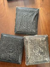 Load image into Gallery viewer, LOT of 1/6 Daguerreotype Photos 1850s Victorian Women Dag
