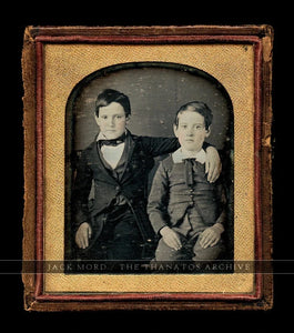 1840s Daguerreotype Little Boys / Brothers Affectionate Pose / Sealed Photo