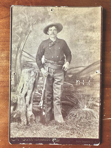 TWO 1880s NEW MEXICO FORT BAYARD SOLDIERS OR ARMY SCOUT RIFLE AMMO BELT CABINET CARD