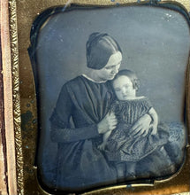 Load image into Gallery viewer, 1/6 Daguerreotype Photo Woman Holding Little Girl Affectionate Pose 1840s 1850s
