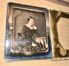 Load image into Gallery viewer, [ MARKS ] Pretty ID'd Teen Girl LUCY ABBOTT Died Young ~ Maryland Daguerreotype
