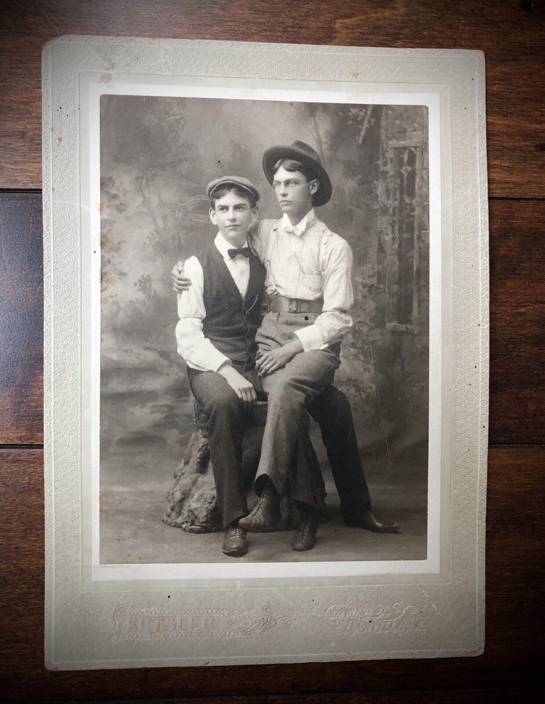 Antique Photo Of ID'd Men Percy Ayres & Ernest Murrie - Virginia 1900s