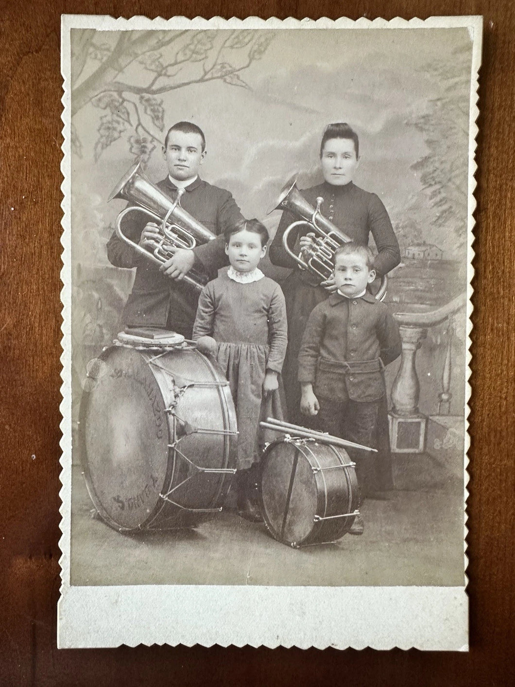 SALVATION ARMY OR CHRISTIAN FAMILY MUSICIANS BAND ANTIQUE CABINET CARD PHOTOO
