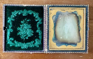 1/6 Sealed Daguerreotype Photo Pretty Woman GREAT HAIR & Jewelry PB Case 1850s