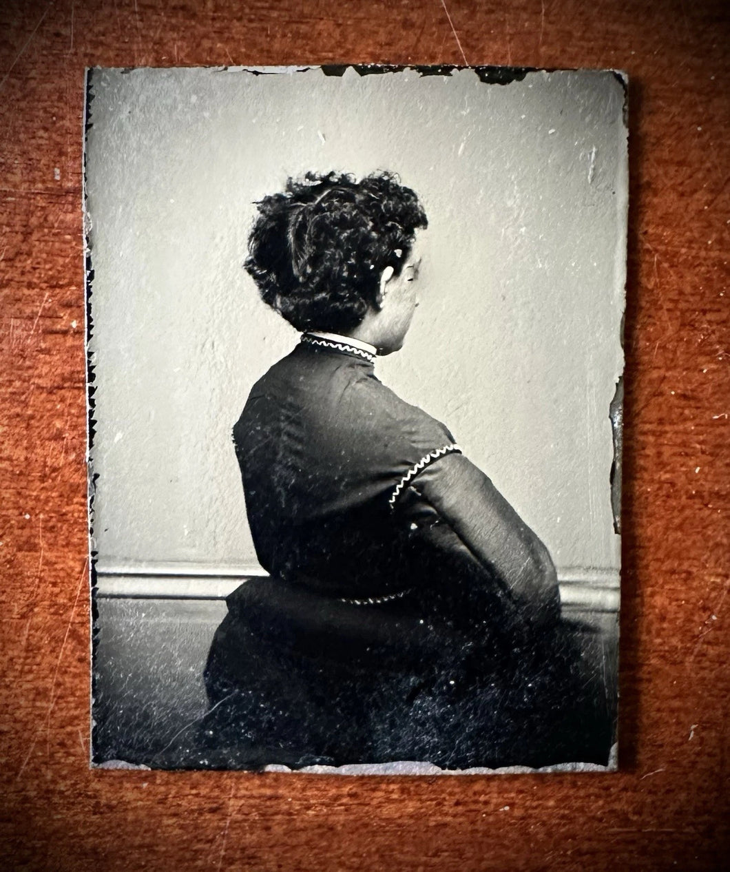 Unusual Miniature GEM Tintype Woman Turned Away from Camera RARE 1860s Photo