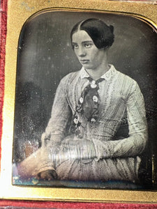 Daguerreotype Of Teenage Girl 1840s 1850s