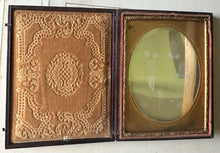 Load image into Gallery viewer, 1/4 Plate 1850s Group Daguerreotype Men &amp; Women
