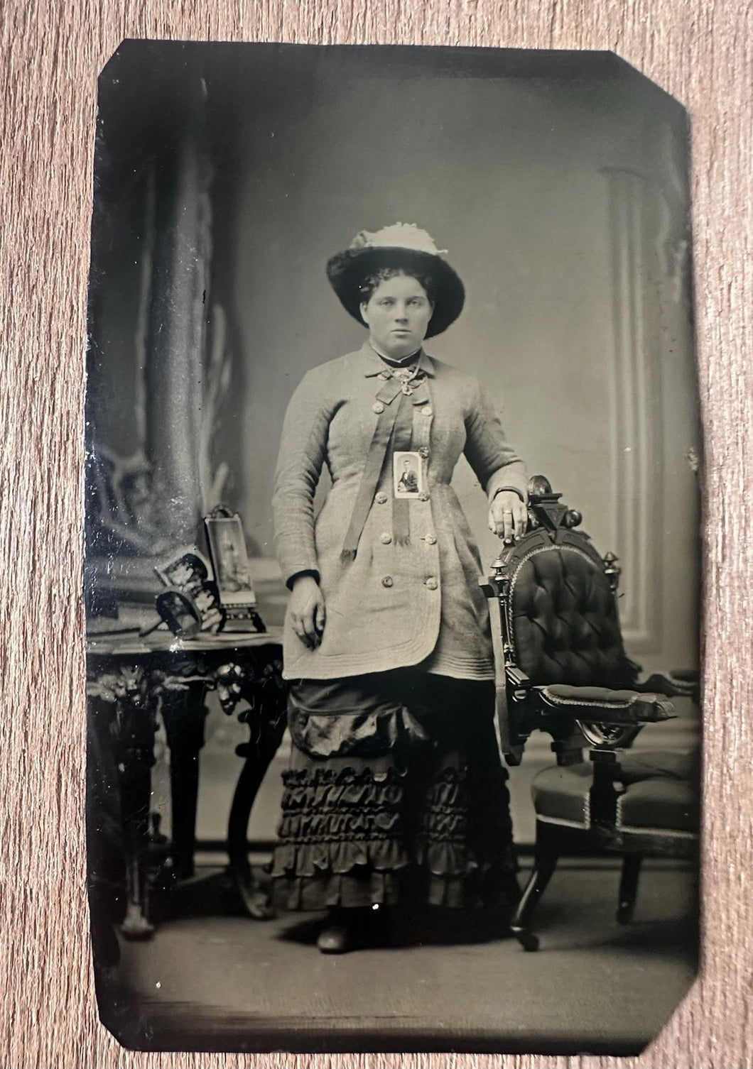 Unusual Tintype Girl with Boy's Photo Pinned to Dress PIP Mourning? Stereoviewer