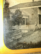 Load image into Gallery viewer, 1/4 AMBROTYPE PHOTO OUTDOOR BUILDING COURTHOUSE IN NEW YORK? 1850s
