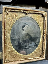 Load image into Gallery viewer, Antique Photo Lot 1/4 Relievo 1/6 1/9 Ambrotypes Tintypes Union Cases Man Woman
