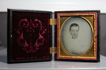 Load image into Gallery viewer, Antique Photo Handsome Man Cropped Hair &amp; Occupational Tool? + RARE Union Case
