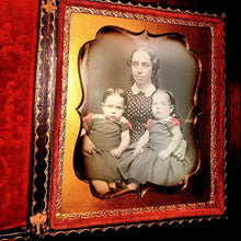 Load image into Gallery viewer, 6th Plate Dag Women &amp; Twins Girls Tinted 1850s
