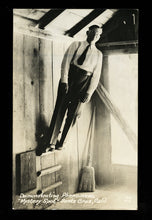 Load image into Gallery viewer, MYSTERY SPOT Vintage Photo Postcard / Optical Illusion / Santa Cruz California
