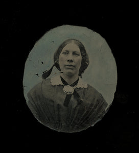 Small Oval Tinted Ambrotype Photo of a Woman Pr Once Photographic Jewelry Brooch