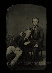 vintage antique 1860s c.1870 tintype photo affectionate men / male friends
