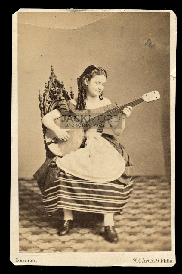 ULTRA RARE CDV Lotta Crabtree California Gold Rush Girl Playing BANJO 1860s Photo