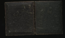 Load image into Gallery viewer, 6th Plate 1840s Daguerreotype of a Man - Full Case Original Seals
