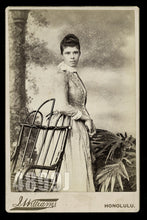 Load image into Gallery viewer, Photo of Pretty Woman Honolulu Hawaii Photographer Williams 1890s Photo
