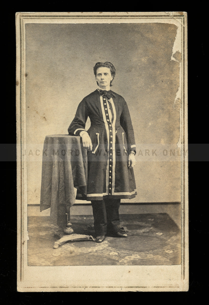 1860s CDV Extremely Rare Photo of Quaker Physician Anna Potts / Female Doctor