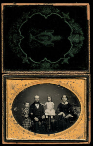 1850s HALF PLATE Daguerreotype Photo of James Hovey & Family / Cute Kids!
