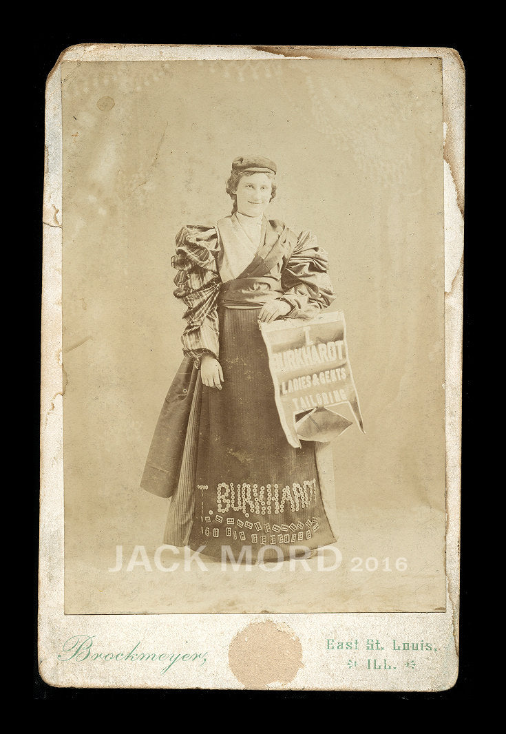 Rare Banner Advertising Girl Cabinet Card Photo - Illinois Tailoring Store