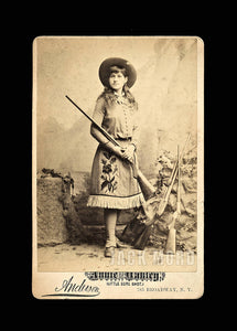 Very Rare and Wonderful Cabinet Card Photo of the Famous Sharpshooter Annie Oakley