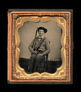 Armed Confederate Soldier Possibly Texas - Excellent 1/6 Ruby Ambrotype