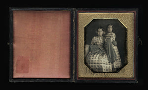 1840s 1/6 Daguerreotype Sisters / Twins in Matching Dresses & Tinted Blue Wraps