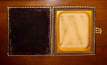 Load image into Gallery viewer, Empty Banded Leather Case For 1/6 Photos, 1850s
