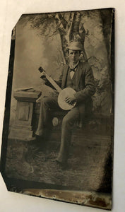 Excellent 1800s Tintype Photo of a Banjo Player / Musician - Antique Music Int