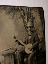 Load image into Gallery viewer, Excellent 1800s Tintype Photo of a Banjo Player / Musician - Antique Music Int
