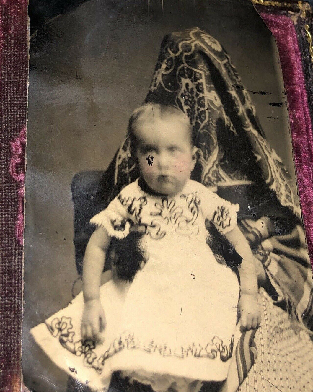 Creepy Hidden Mother Tintype 1870s - Hands Visible Wearing Lace Gloves