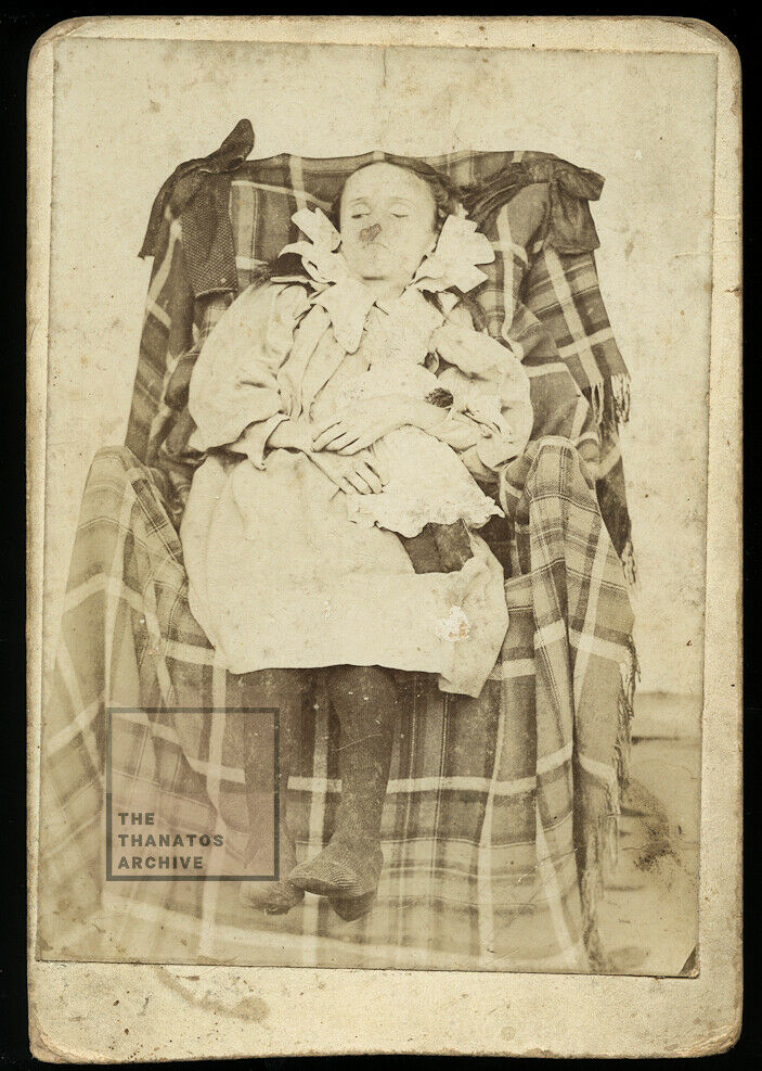 Post Mortem Photo Girl Holding Doll Worn but Interesting Creepy Composition
