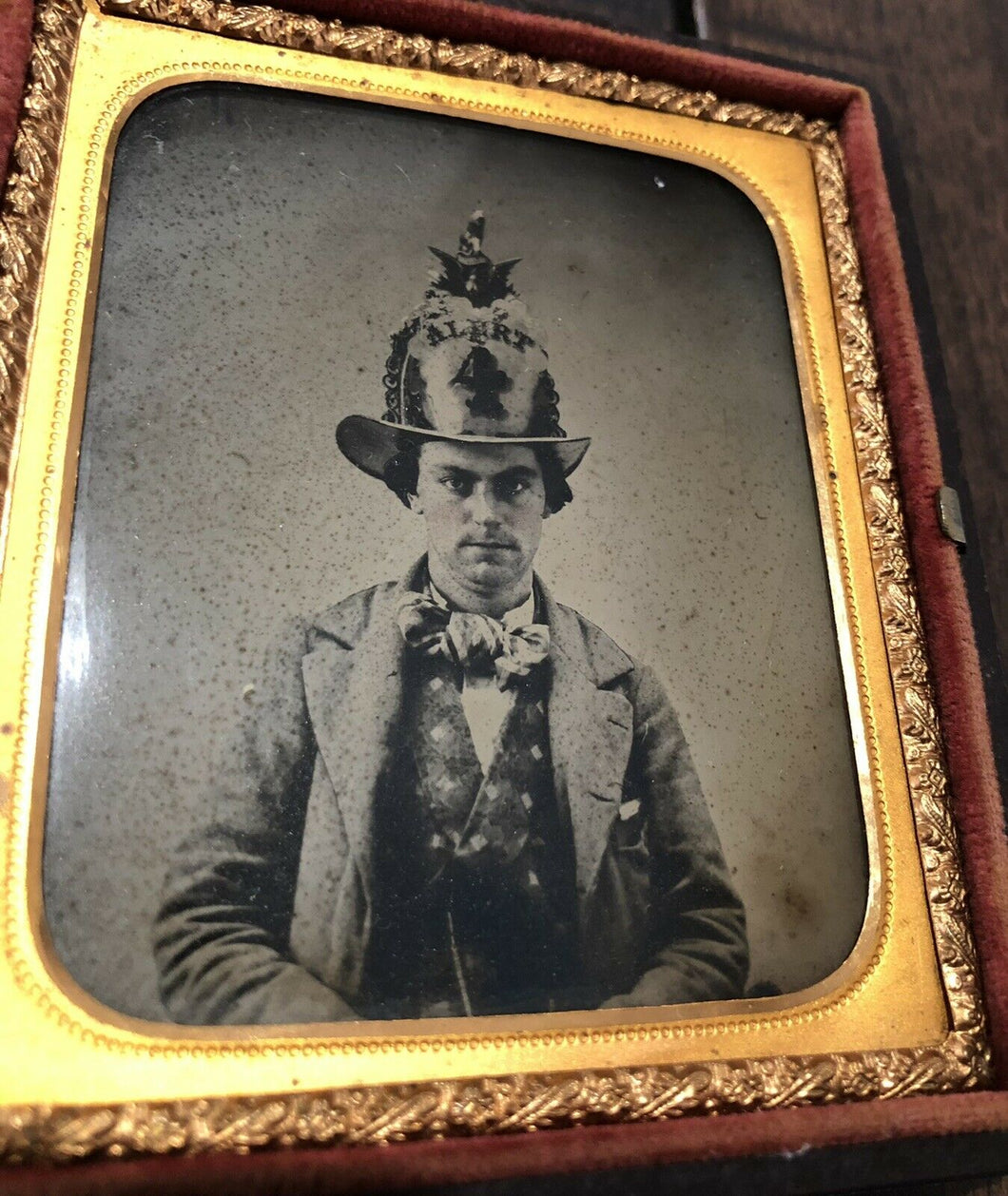Antique 1850s Ambrotype Photo Fireman in ALERT Lion Helmet 4 HOSE + Firemen Case