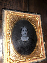 Load image into Gallery viewer, Small Lot 1840s Daguerreotype &amp; 1850s Ambrotype of Women, Probably Boston Area
