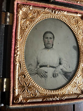 Load image into Gallery viewer, ID&#39;d Civil War Soldier &amp; Wife Missouri or Arkansas, 1860s
