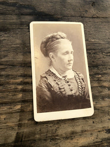 JULIA WARD HOWE BY WARREN - POET - SUFFRAGE - BATTLE HYMN - RARE 1800s CDV PHOTO