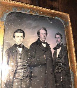 1/4 Daguerreotype of Three Standing Men, Possibly From Boston - Original Seals
