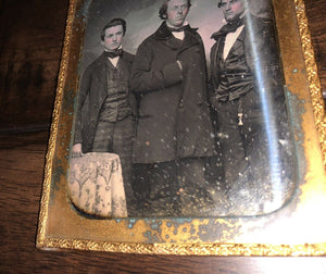 1/4 Daguerreotype of Three Standing Men, Possibly From Boston - Original Seals