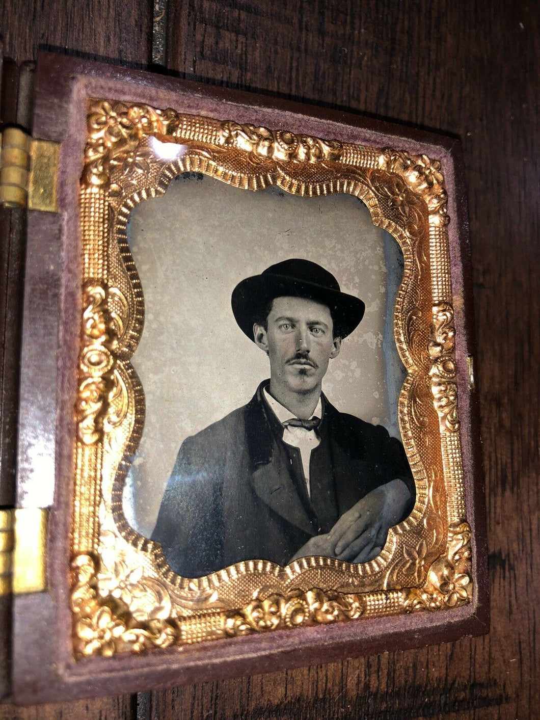 Civil War / 1860s Tintype Photo of a Man in Union Harvested Wheat Memorial Case