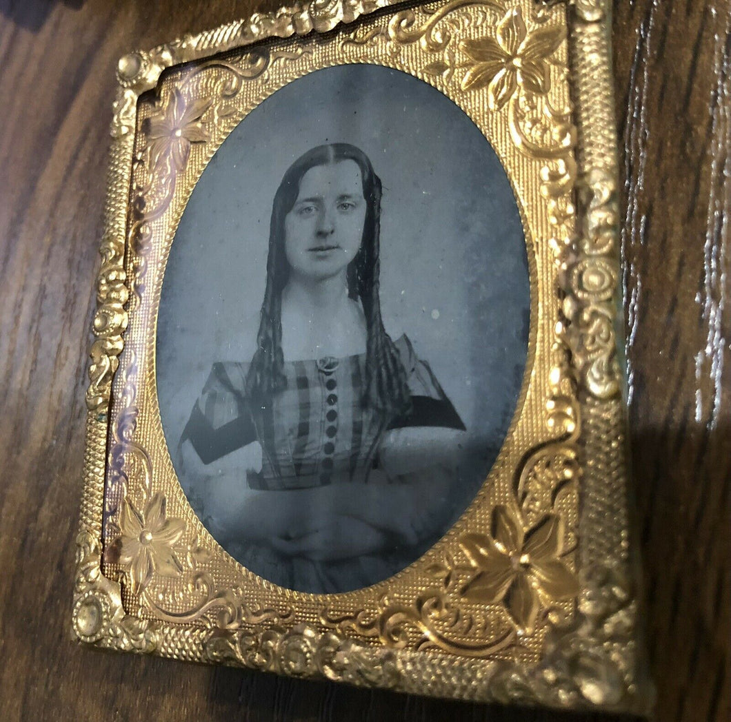 Pretty Teen Girl Long Ringlet Hair Curls Crossed Arms 1860s Tintype Photo