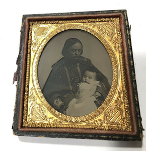 1850s Post Mortem Ambrotype Photo Woman Holding Her Dead Child 3763