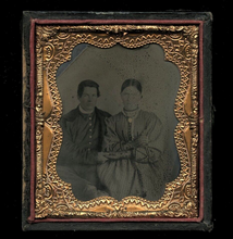 Load image into Gallery viewer, 1/6 Tintype Photo Civil War Soldier &amp; His Wife Holding Hands
