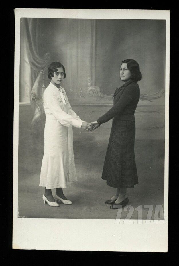 1920s PERU Girls Women Holding Hands Black & White Dress Old VTG Photo Unusual