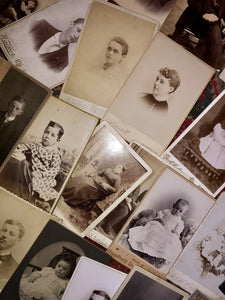 ALL ID'D People - Lot of 34 Antique Cabinet Card Photos / Genealogy Interest