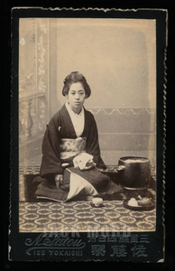 Japan Antique CDV Photo Japanese Geisha Woman Eating or Cooking / Occupational?